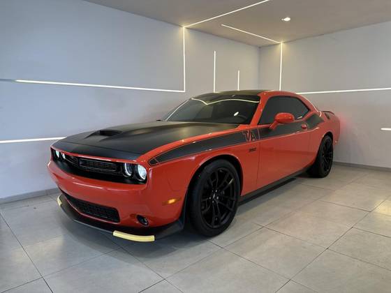 DODGE CHALLENGER 6.4 V8 HEMI GASOLINA R/T SCAT PACK TORQUEFLITE